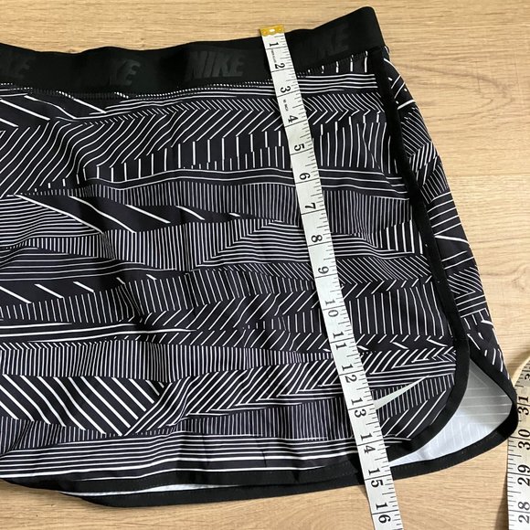 Nike flip print golf skort size XS - Picture 9 of 11